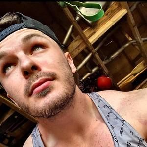 Meet your Posher, Dillon